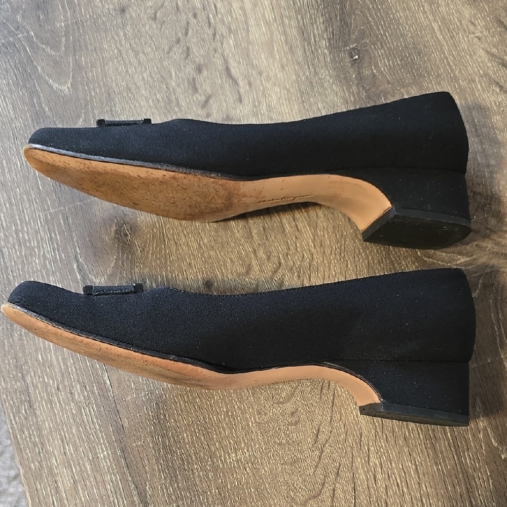 Authentic Salvatore Ferragamo Black Loafers with Elegant Buckle - Picture 8 of 11